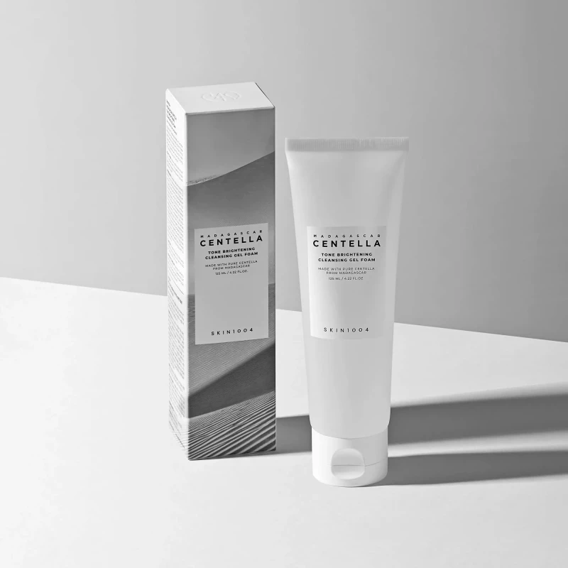 SKIN1004 Madagascar Centella Tone Brightening Cleansing Gel Foam 125 ml